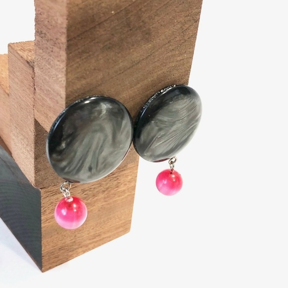 Disc Vintage Lucite Statement Earrings - Picture 4 of 8